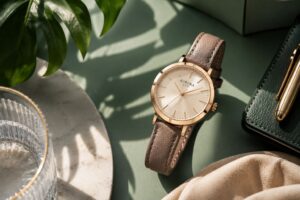 Jam Tangan Tali Kulit Wanita